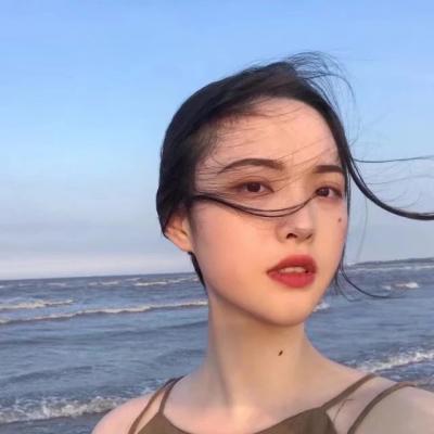 微信女生伤感揪心孤独意境头像