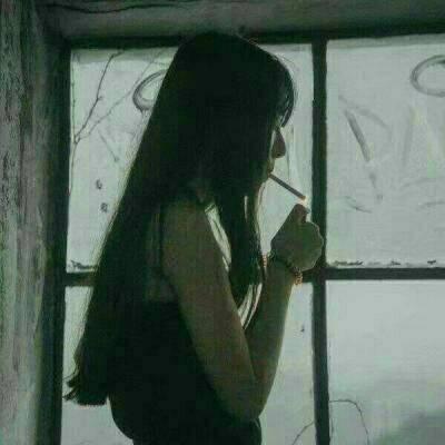 女生伤感霸气抽烟头像