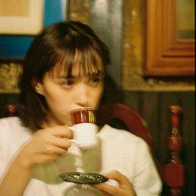 真人时尚可爱女生微信头像