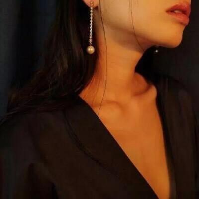 不露脸霸气性感锁骨头像女