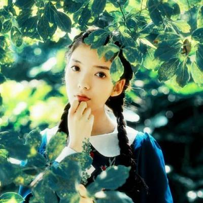 女生简单气质清新文艺森系头像
