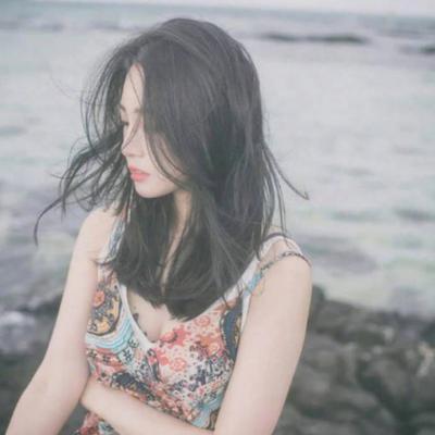 微信女生伤感揪心孤独意境头像