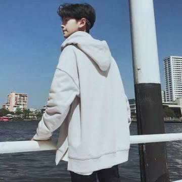 男生背影帅气阳光头像