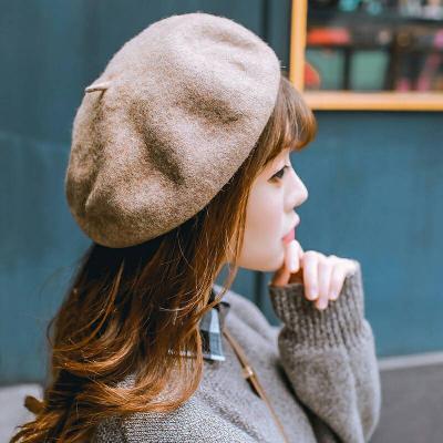 女生戴帽子时尚头像