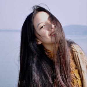 女生清新笑起来干净甜美高清头像