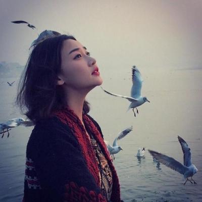 微信女生伤感揪心孤独意境头像