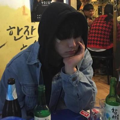 酷酷的帅帅的男生真人头像
