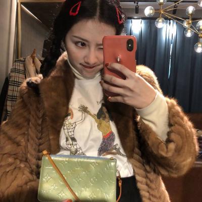 个性张扬的超拽霸气女生非主流头像