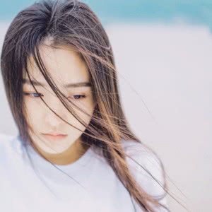 女生清新笑起来干净甜美高清头像