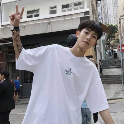 帅到没朋友的高冷男神专属头像