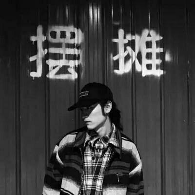 独特魅力非主流帅哥大图头像