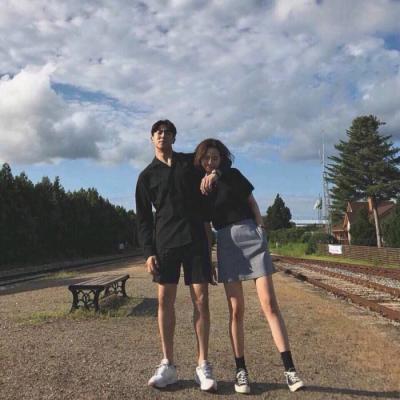 微信浪漫甜蜜小清新一对两张情侣头像