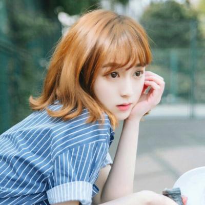 清新漂亮短发气质微信头像女