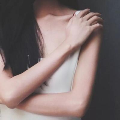 不露脸霸气性感锁骨头像女