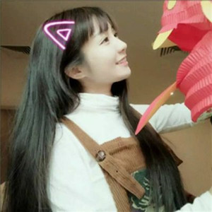 猫咪脸特效可爱女生头像图片