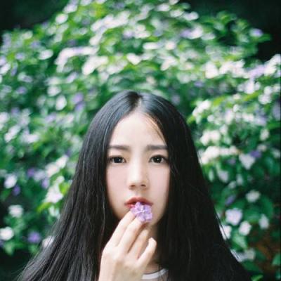 女生简单气质清新文艺森系头像
