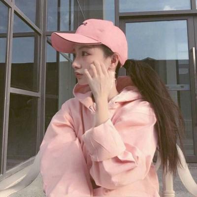 女生高清好看的穿戴带帽子头像