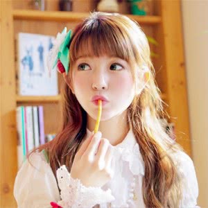 女生清新笑起来干净甜美高清头像
