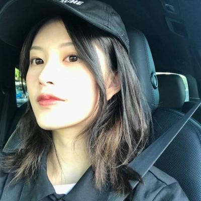 真人时尚可爱女生微信头像