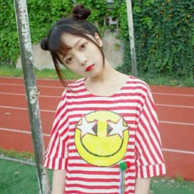 气质与颜值并存女生微信头像