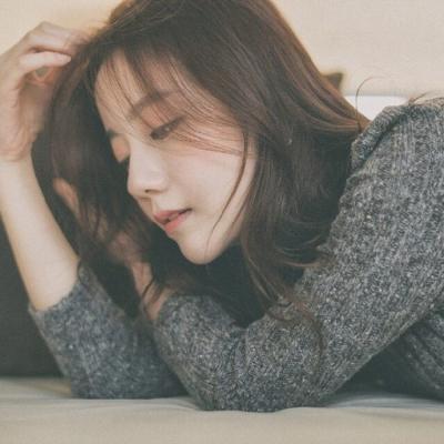 微信女生伤感揪心孤独意境头像