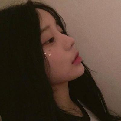 颓废伤感丧系高级感头像女