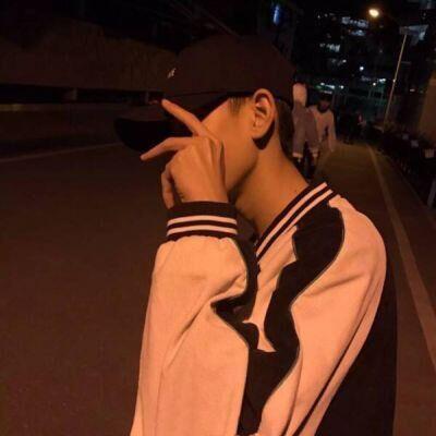 独特魅力非主流帅哥大图头像