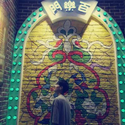 单人情侣头像一男一女分开