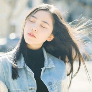 女生清新笑起来干净甜美高清头像