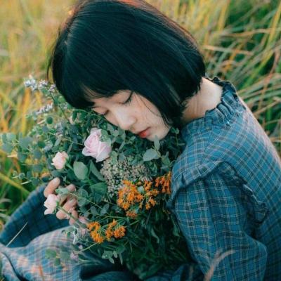 真人时尚可爱女生微信头像