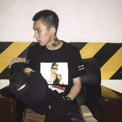 情侣霸气超拽社会一对两张头像