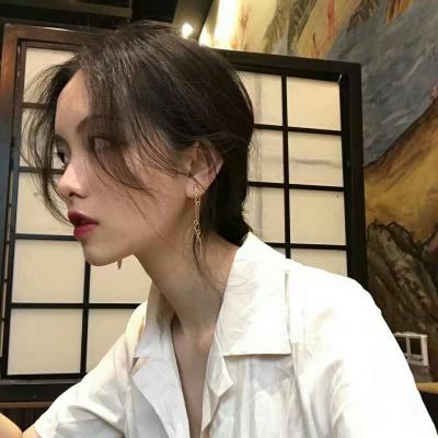 女生简单气质超酷高清好看的头像