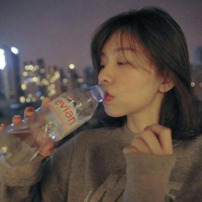 女生网恋专用照片17岁头像