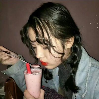 坏坏的酷酷的真人女生微信头像