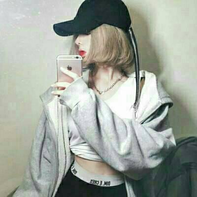 女生短发好看的霸气头像