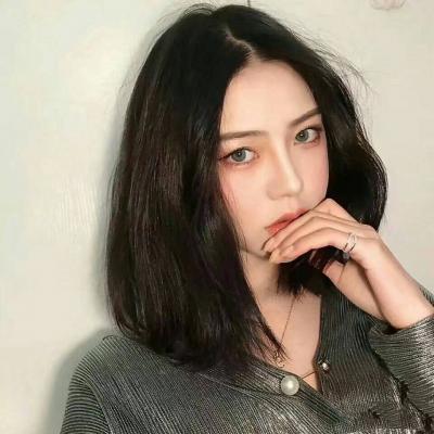 女生简单气质超酷高清好看的头像