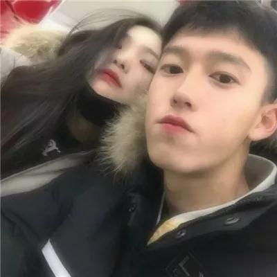 微信真人一对两张双人情侣头像