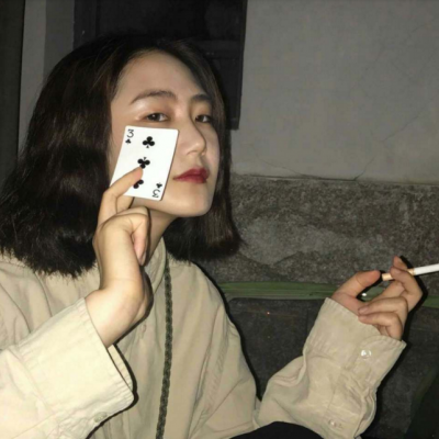 坏坏的酷酷的真人女生微信头像