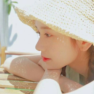 微信女生唯美淡雅忧伤侧脸高清头像
