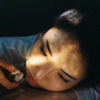 女生气质唯美时尚高清头像