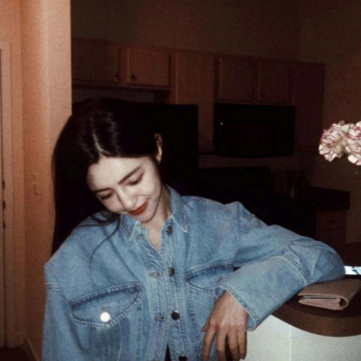 坏坏的酷酷的真人女生微信头像