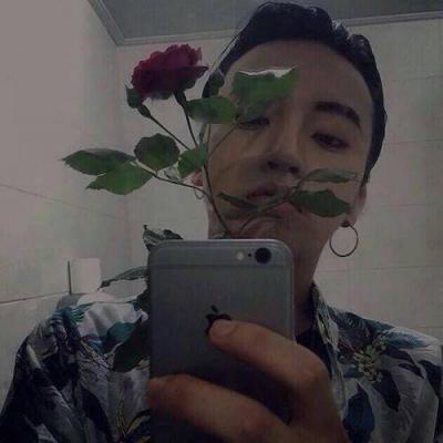 真实男生个性微信头像