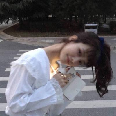 女大学生微信头像