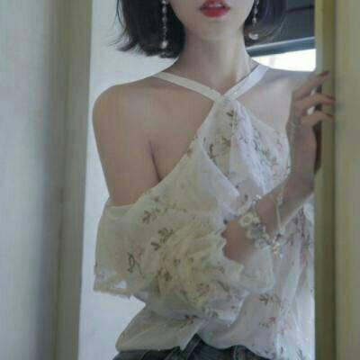 女生短发好看的霸气头像