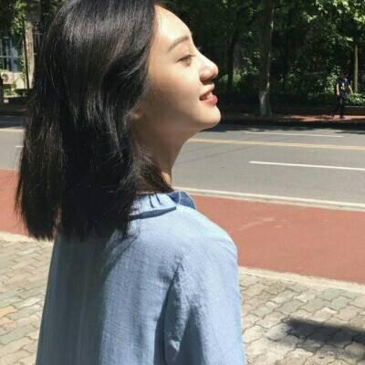 真人颓废微信头像女