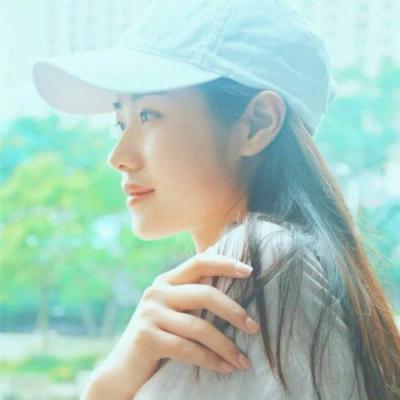 2025年独一无二真人微信情侣头像