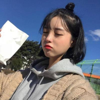 女大学生微信头像