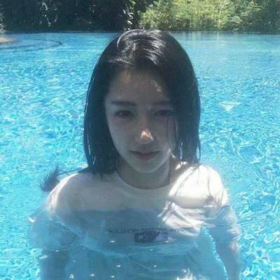 蓝色系清新高清微信头像女