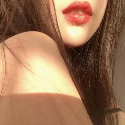 污污的部位性感头像女