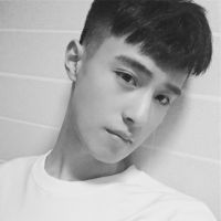 微信帅气男生黑白头像